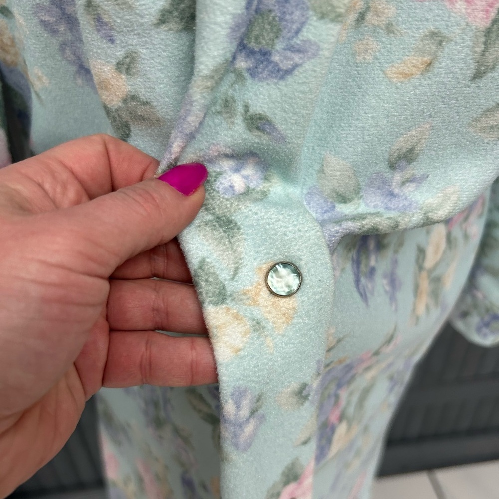 Carriage Court Blue Floral Button Front Nightgown Petite Cozy Flannel House Robe - Picture 9 of 11